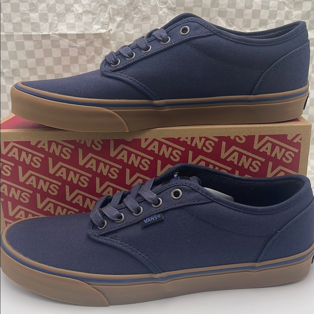 Vans WMNS Blue Brown Sneakers Classic Canvas Atwood
(12 Oz Canvas) Navy/Gun